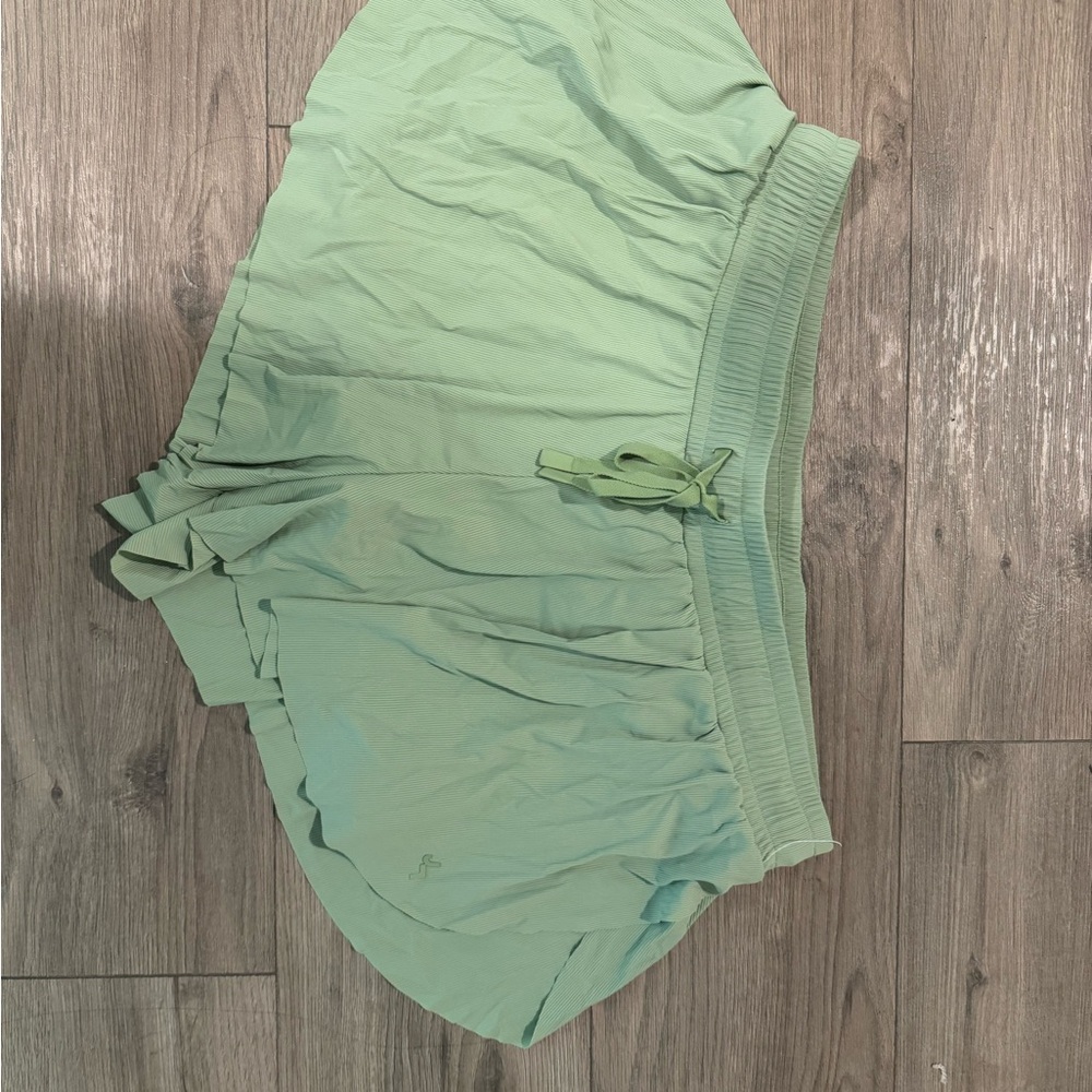 JoyLab Green Athletic Shorts Lightweight Elastic Waist